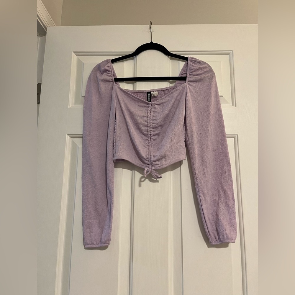 Divided Lilac Cropped Blouse with Puffy Sleeves and Adjustable Front Size XS